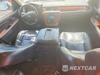 Zdjęcie 8 z 13 samochodu: 2008 CHEVROLET TAHOE K1500 VIN:1GNFK13098J175527 - miniatura