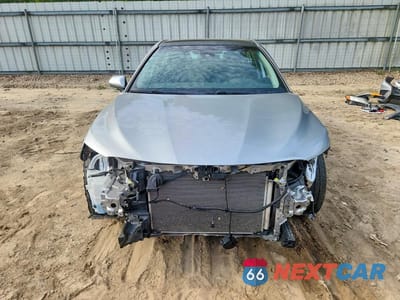 Piąte zdjęcie samochodu w środku: 2020 TOYOTA CAMRY XSE VIN:4T1K61AK4LU312702 - miniatura