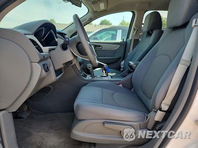 Zdjęcie 7 z 13 samochodu: 2017 CHEVROLET TRAVERSE LS VIN:1GNKRFED8HJ312299 - miniatura
