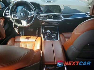 Zdjęcie 8 z 13 samochodu: 2019 BMW X7 XDRIVE50I VIN:5UXCX4C59KLS37061 - miniatura