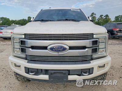 Piąte zdjęcie samochodu w środku: 2017 FORD F250 SUPER DUTY VIN:1FT7W2BT9HEB21379 - miniatura