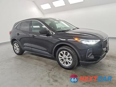 Czwarte zdjęcie samochodu z boku: 2023 FORD ESCAPE ACTIVE VIN:1FMCU9GN9PUA34122 - miniatura