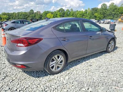 Trzecie zdjęcie samochodu z tyłu: 2020 HYUNDAI ELANTRA SEL VIN:5NPD84LFXLH571116 - miniatura