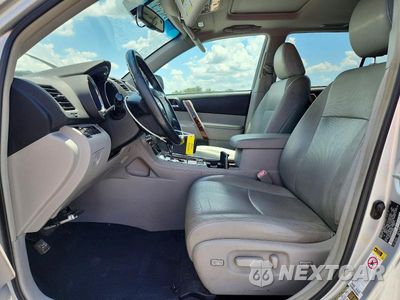 Zdjęcie 7 z 13 samochodu: 2012 TOYOTA HIGHLANDER LIMITED VIN:5TDDK3EH4CS099693 - miniatura
