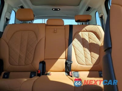 Zdjęcie 10 z 13 samochodu: 2024 BMW X7 XDRIVE40I VIN:5UX23EM01R9T68413 - miniatura