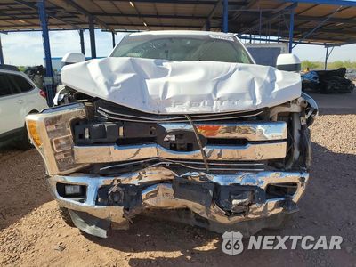 Piąte zdjęcie samochodu w środku: 2017 FORD F250 SUPER DUTY VIN:1FT7W2BTXHEF38770 - miniatura