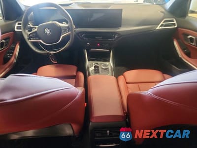Zdjęcie 8 z 12 samochodu: 2025 BMW 330XI VIN:3MW89CW03S8E94796 - miniatura