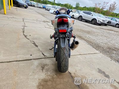 Czwarte zdjęcie samochodu z boku: 2011 SUZUKI GSX750 VIN:JS1GR7MA5B2101813 - miniatura