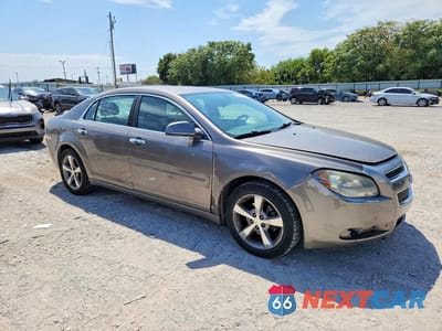Czwarte zdjęcie samochodu z boku: 2012 CHEVROLET MALIBU 1LT VIN:1G1ZC5E05CF150930 - miniatura