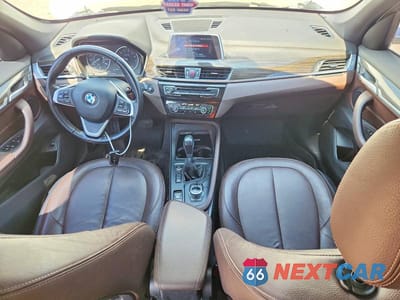 Zdjęcie 8 z 12 samochodu: 2018 BMW X1 XDRIVE28I VIN:WBXHT3C38J5L25889 - miniatura
