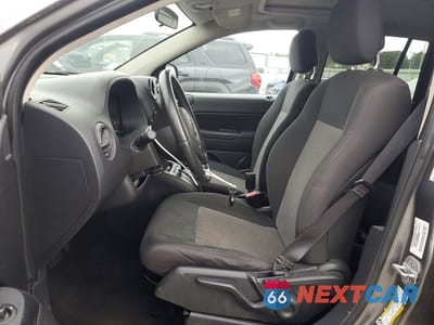 Zdjęcie 7 z 12 samochodu: 2011 JEEP COMPASS SPORT VIN:1J4NF1FB3BD282966 - miniatura