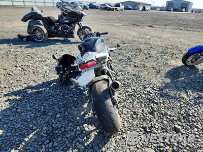 Czwarte zdjęcie samochodu z boku: 2009 SUZUKI GSX-R750 VIN:JS1GR7LA392103474 - miniatura