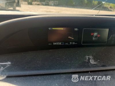 Zdjęcie 9 z 12 samochodu: 2018 TOYOTA PRIUS FOUR VIN:JTDKARFU7J3067134 - miniatura