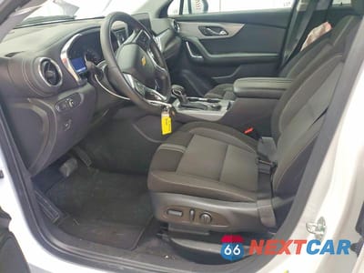Zdjęcie 7 z 13 samochodu: 2025 CHEVROLET BLAZER 2LT VIN:3GNKBCR49SS236837 - miniatura
