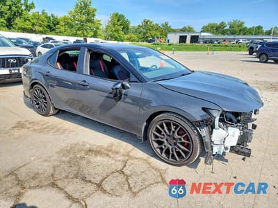 Czwarte zdjęcie samochodu z boku: 2024 TOYOTA CAMRY TRD VIN:4T1KZ1AK5RU103257 - miniatura