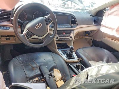 Zdjęcie 8 z 12 samochodu: 2018 HYUNDAI ELANTRA SEL VIN:5NPD84LF8JH381067 - miniatura