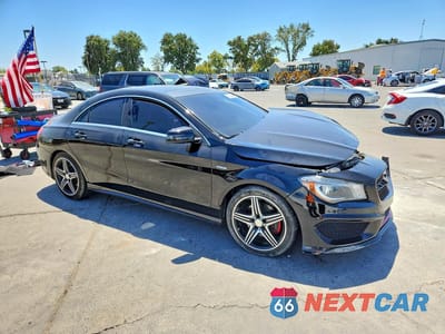 Czwarte zdjęcie samochodu z boku: 2016 MERCEDES-BENZ CLA 250 VIN:WDDSJ4EB9GN377842 - miniatura