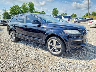 Czwarte zdjęcie samochodu z boku: 2014 AUDI Q7 PRESTIGE VIN:WA1DGAFE9ED005469 - miniatura
