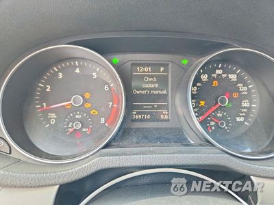 Zdjęcie 9 z 12 samochodu: 2016 VOLKSWAGEN PASSAT S VIN:1VWAT7A30GC011048 - miniatura