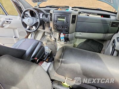 Zdjęcie 8 z 13 samochodu: 2016 MERCEDES-BENZ SPRINTER 2500 VIN:WDZPE8CD9GP193487 - miniatura