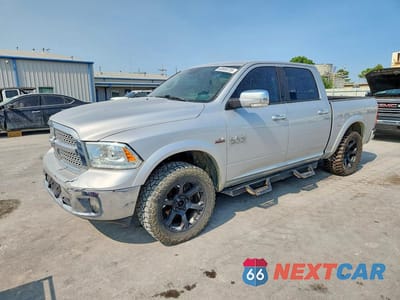 2017 RAM 1500 LARAMIE 1C6RR7NT7HS678129 - główne zdjęcie licytacji z USA - miniatura