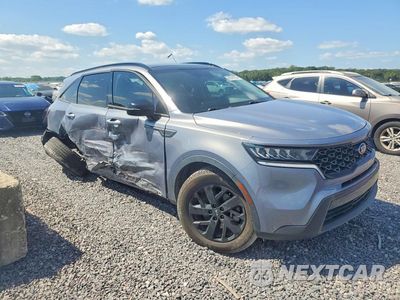 Czwarte zdjęcie samochodu z boku: 2021 KIA SORENTO S VIN:5XYRLDLC4MG024166 - miniatura