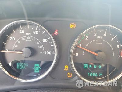 Zdjęcie 9 z 13 samochodu: 2018 JEEP WRANGLER SAHARA VIN:1C4AJWBGXJL813747 - miniatura