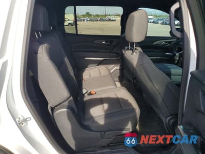 Zdjęcie 10 z 12 samochodu: 2024 CHEVROLET TRAVERSE LT VIN:1GNERGKS2RJ199327 - miniatura