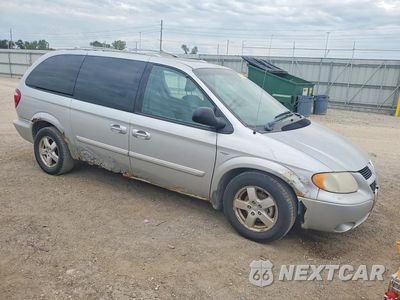 Czwarte zdjęcie samochodu z boku: 2004 DODGE GRAND CARAVAN SXT VIN:2D4GP44L34R563810 - miniatura
