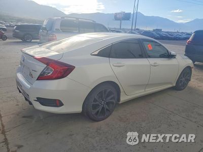 Trzecie zdjęcie samochodu z tyłu: 2019 HONDA CIVIC SPORT VIN:19XFC2F87KE005071 - miniatura