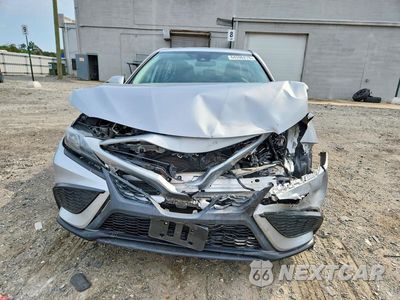 Piąte zdjęcie samochodu w środku: 2021 TOYOTA CAMRY SE VIN:4T1G11AK3MU562597 - miniatura