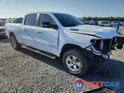 Czwarte zdjęcie samochodu z boku: 2019 RAM 1500 BIG HORN/LONE STAR VIN:1C6RREMT0KN894531 - miniatura