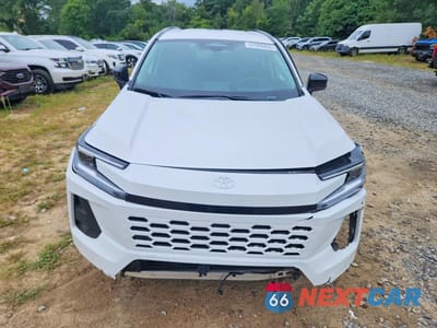 Piąte zdjęcie samochodu w środku: 2026 TOYOTA RAV4 XLE PREMIUM VIN:2T36CRAV5TC004207 - miniatura