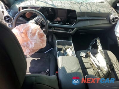Zdjęcie 8 z 13 samochodu: 2025 CHEVROLET EQUINOX LT VIN:3GNAXHEG8SL169944 - miniatura