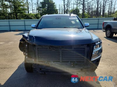 Piąte zdjęcie samochodu w środku: 2019 CHEVROLET SUBURBAN K1500 PREMIER VIN:1GNSKJKCXKR238704 - miniatura