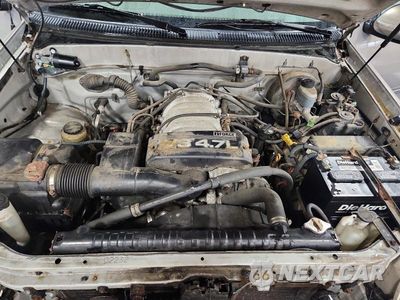 Zdjęcie 11 z 12 samochodu: 2002 TOYOTA TUNDRA SR5 V8 VIN:5TBBT441X2S232365 - miniatura