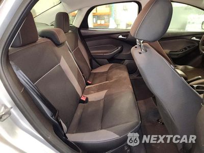 Zdjęcie 10 z 13 samochodu: 2014 FORD FOCUS SE VIN:1FADP3F25EL142461 - miniatura
