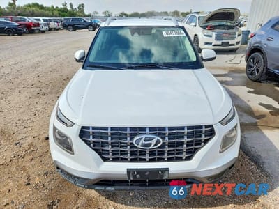 Piąte zdjęcie samochodu w środku: 2020 HYUNDAI VENUE SEL VIN:KMHRC8A34LU028947 - miniatura