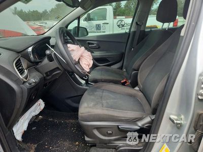 Zdjęcie 7 z 12 samochodu: 2020 CHEVROLET TRAX LS VIN:3GNCJKSB7LL206080 - miniatura