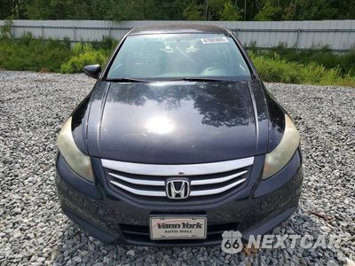 Piąte zdjęcie samochodu w środku: 2011 HONDA ACCORD LX VIN:1HGCP2F39BA142884 - miniatura