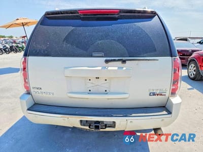 Zdjęcie 8 z 15 samochodu: 2011 GMC YUKON DENALI VIN:1GKS2EEF6BR202874 - miniatura