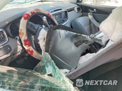 Zdjęcie 8 z 14 samochodu: 2016 KIA SORENTO EX VIN:5XYPH4A52GG187349 - miniatura