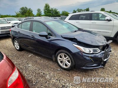 Czwarte zdjęcie samochodu z boku: 2016 CHEVROLET CRUZE LT VIN:1G1BE5SM2G7281297 - miniatura