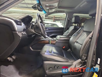 Zdjęcie 7 z 13 samochodu: 2019 CHEVROLET SUBURBAN K1500 LT VIN:1GNSKHKC4KR150174 - miniatura