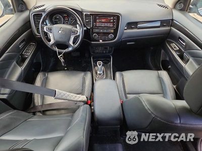 Zdjęcie 8 z 12 samochodu: 2018 MITSUBISHI OUTLANDER SE VIN:JA4J24A5XJZ030372 - miniatura