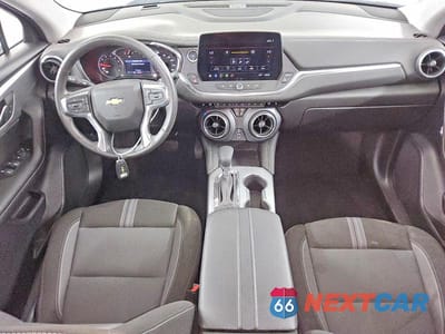 Zdjęcie 8 z 14 samochodu: 2026 CHEVROLET BLAZER 2LT VIN:3GNKBCR45TS142763 - miniatura