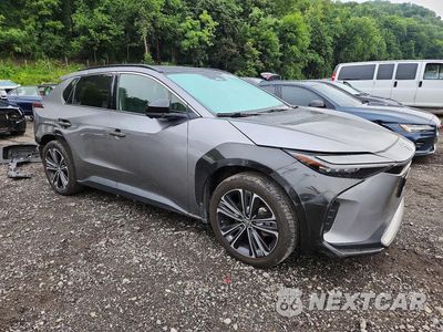 Czwarte zdjęcie samochodu z boku: 2023 TOYOTA BZ4X LIMITED VIN:JTMABACA8PA037889 - miniatura