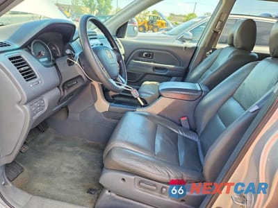 Zdjęcie 7 z 13 samochodu: 2008 HONDA PILOT SE VIN:5FNYF18368B032518 - miniatura