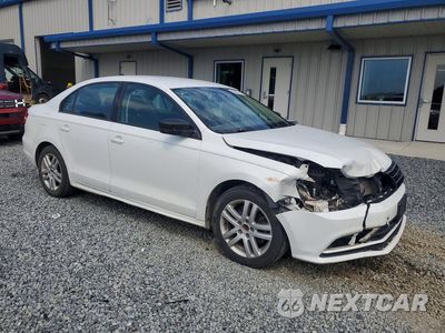Czwarte zdjęcie samochodu z boku: 2015 VOLKSWAGEN JETTA TDI VIN:3VWLA7AJ5FM250122 - miniatura