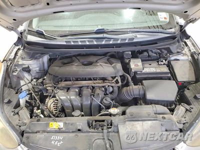 Zdjęcie 11 z 12 samochodu: 2013 HYUNDAI ELANTRA GLS VIN:5NPDH4AE3DH453145 - miniatura